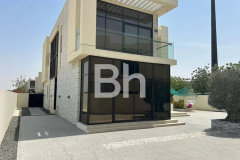 Villa in DAMAC Hills (Akoya by DAMAC), Dubai 5 bedrooms, 629 sq.m. № 57083 - photo 1