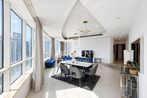 Apartment in Dubai Marina, Dubai 4 bedrooms, 223.71 sq.m. № 129689