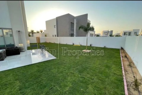 Villa in Dubai 4 bedrooms, 546.9 sq.m. № 55066 - photo 12