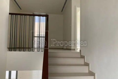 Villa in Dubai 4 bedrooms, 546.9 sq.m. № 55066 - photo 4