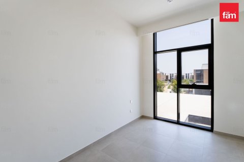 Townhouse in Dubai 3 bedrooms, 206 sq.m. № 64195 - photo 2