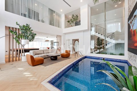 Appartement à Jumeirah Lake Towers, Dubai, 5 chambres, 479 m², № 110397