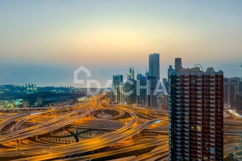 Appartement à Jumeirah Lake Towers, Dubai, 5 chambres, 479 m², № 110397 - photo 2
