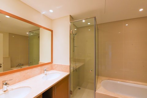 Apartment in Downtown Dubai (Downtown Burj Dubai), Dubai 3 bedrooms, 184.13374600 sq.m. № 135028 - photo 6