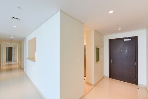 Apartment in Downtown Dubai (Downtown Burj Dubai), Dubai 3 bedrooms, 184.13374600 sq.m. № 135028 - photo 10