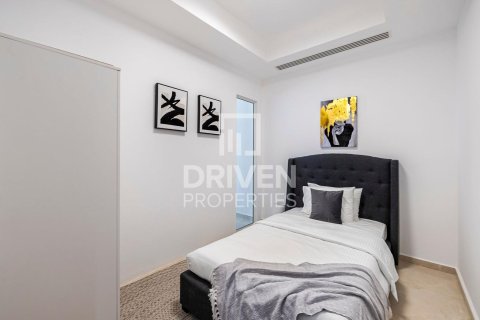 Apartment in Bay Square, Business Bay, Dubai 2 bedrooms, 145 sq.m. № 19125 - photo 12