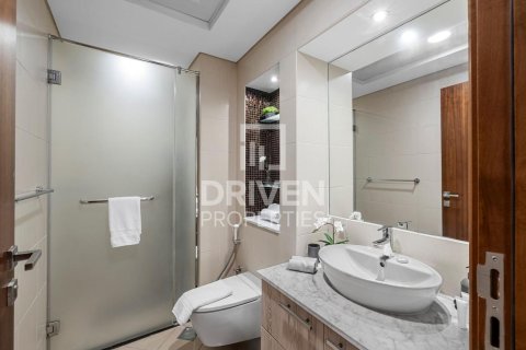 Apartment in Bay Square, Business Bay, Dubai 2 bedrooms, 145 sq.m. № 19125 - photo 11