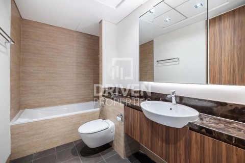 Appartement à Deira, Dubai, 2 chambres, 105.82 m², № 136850 - photo 9