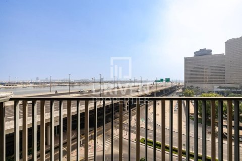 Appartement à Deira, Dubai, 2 chambres, 105.82 m², № 136850 - photo 10