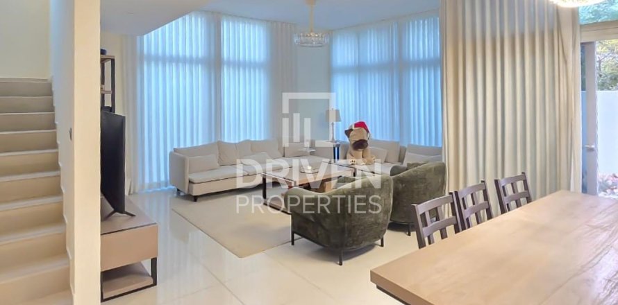 Villa à DAMAC Hills (Akoya by DAMAC), Dubai, 6 chambres, 445.01 m², № 136846