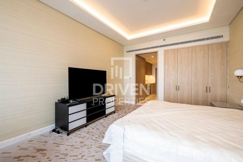 Apartment in The Palm Tower, Palm Jumeirah, Dubai studio, 48.12 sq.m. № 136847 - photo 3