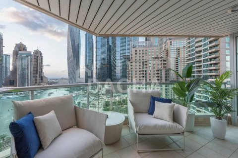 Appartement à Emaar 6 Towers, Dubai Marina, Dubai, 1 chambre, 143 m², № 110390 - photo 17