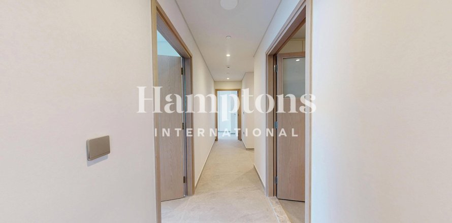 Apartment in Marasi Business Bay, Business Bay, Dubai 4 bedrooms, 249.723 sq.m. № 137419