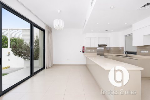 Villa à Dubai Hills Estate, Dubai, 4 chambres, 224 m², № 137427 - photo 7