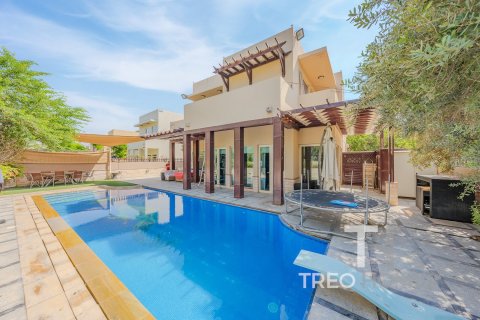 Villa à Arabian Ranches, Dubai, 3 chambres, 309 m², № 13370 - photo 1
