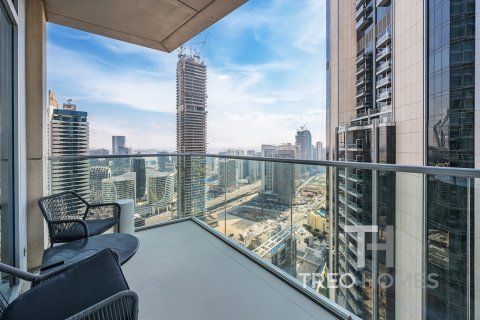 Купить квартиру в Бурдж-Халифе, Дубай: 2 спальни, 134м², № 13375 - фото 9