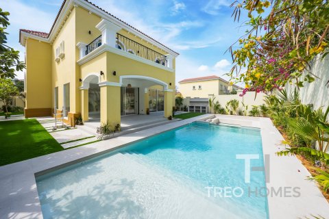 Villa in Legacy, Jumeirah Park, Dubai 4 bedrooms, 328 sq.m. № 13362 - photo 11