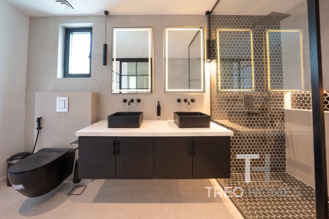 Villa in Legacy, Jumeirah Park, Dubai 4 bedrooms, 328 sq.m. № 13362 - photo 22