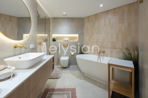 Apartamento en Shoreline Apartments, Palm Jumeirah, Dubai, 3 dormitorios, 201 m², № 38077 - foto 4