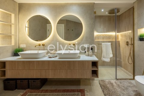 Apartamento en Shoreline Apartments, Palm Jumeirah, Dubai, 3 dormitorios, 201 m², № 38077 - foto 3