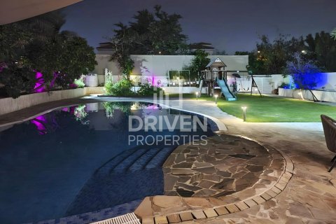 Villa à District 16, Jumeirah Village Circle, Dubai, 3 chambres, 362.32 m², № 136766 - photo 10