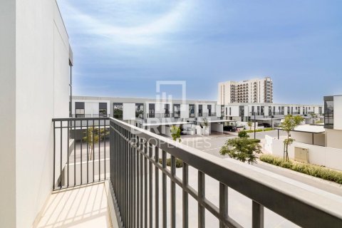 Villa in Murooj Al Furjan, Al Furjan, Dubai 4 bedrooms, 353.87 sq.m. № 136833 - photo 12