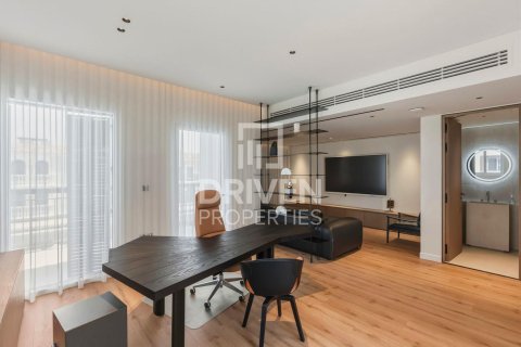 Villa à Jumeirah, Dubai, 5 chambres, 624.87 m², № 136832 - photo 14
