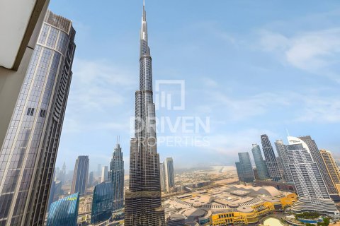 Apartment in Opera District, Downtown Dubai (Downtown Burj Dubai), Dubai 2 bedrooms, 113.62 sq.m. № 136717 - photo 2