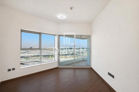 Appartement à Jumeirah Lake Towers, Dubai, 3 chambres, 106.47 m², № 136716