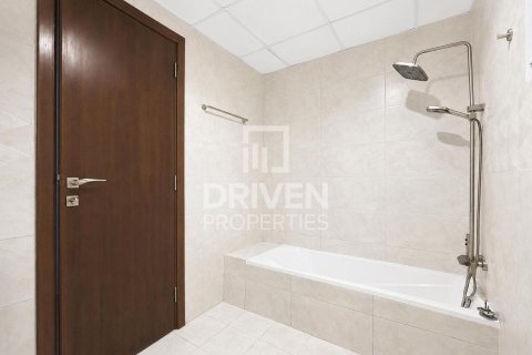 Appartement à Jumeirah Lake Towers, Dubai, 3 chambres, 106.47 m², № 136716 - photo 11