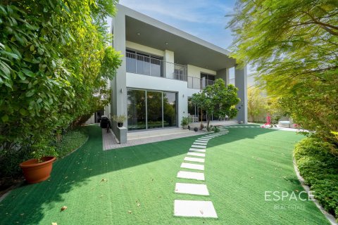 Villa en Dubai Hills Estate, Dubai, 5 dormitorios, 398 m², № 61601 - foto 1