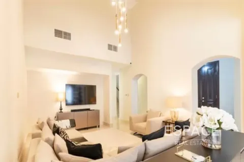Купить виллу в Aseel, Арабиан Ранчес, Дубай: 6 спален, 558м², № 61594 - фото 5
