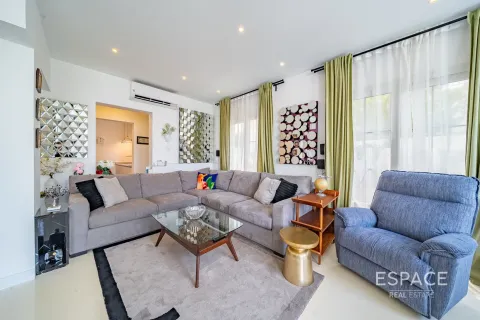 Villa en The Springs, Dubai, 2 dormitorios, 167 m², № 61602 - foto 2