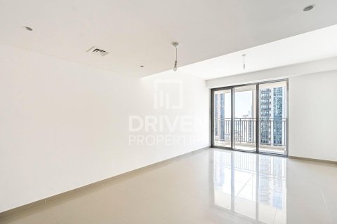 Apartment in 17 Icon Bay, Dubai Creek Harbour (The Lagoons), Dubai 2 bedrooms, 100.06 sq.m. № 129267 - photo 1
