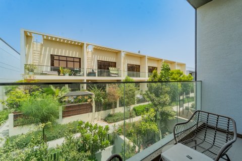 Townhouse in Dubai 4 bedrooms, 201 sq.m. № 137851 - photo 2