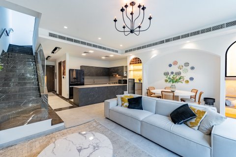 Townhouse in Dubai 4 bedrooms, 201 sq.m. № 137851 - photo 7