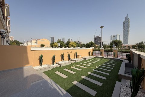 Adosado en Jumeirah Village Triangle, Dubai, 2 dormitorios, 119 m², № 137861 - foto 4