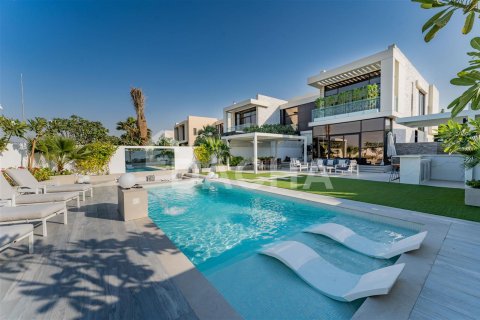 Villa in DAMAC Hills (Akoya by DAMAC), Dubai 5 bedrooms, 600.6 sq.m. № 6953 - photo 1