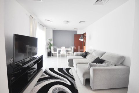 Villa in Meadows, Dubai 4 bedrooms, 334.4 sq.m. № 6954 - photo 10
