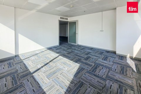 Office in Sheikh Zayed Road, Dubai 178.9 sq.m. № 9454 - photo 5