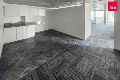 Office in Sheikh Zayed Road, Dubai 178.9 sq.m. № 9454 - photo 8