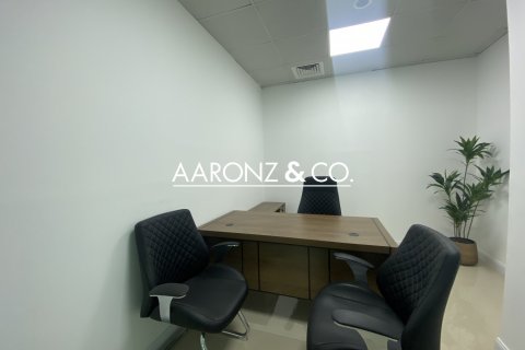 Bureau à Business Bay, Dubai, 93.6 m², № 78330 - photo 15