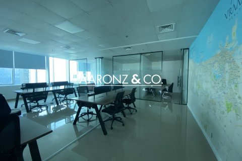 Bureau à Business Bay, Dubai, 93.6 m², № 78330 - photo 2
