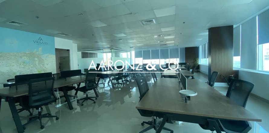 Bureau à Business Bay, Dubai, 93.6 m², № 78330