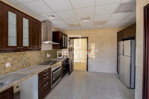 Villa en The Villa, Dubai, 5 dormitorios, 418 m², № 20269 - foto 13