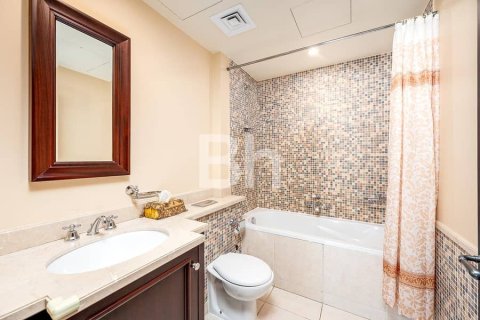 Apartment in Downtown Dubai (Downtown Burj Dubai), Dubai 1 bedroom, 114 sq.m. № 21146 - photo 8