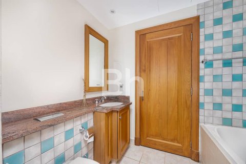 Apartment in Downtown Dubai (Downtown Burj Dubai), Dubai 1 bedroom, 76 sq.m. № 21168 - photo 8