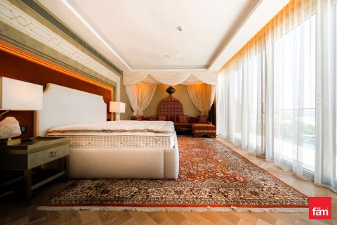 Apartment in Palm Jumeirah, Dubai 4 bedrooms, 681.7 sq.m. № 59674 - photo 18