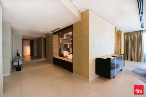 Apartment in Palm Jumeirah, Dubai 4 bedrooms, 681.7 sq.m. № 59674 - photo 3