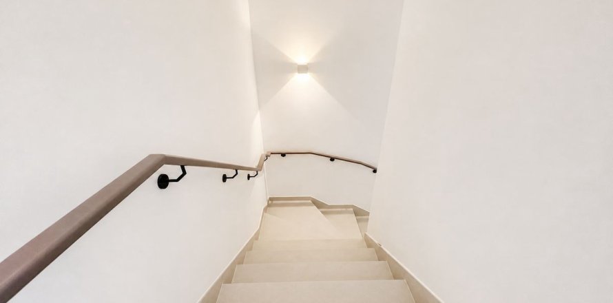Villa à Dubai, 3 chambres, 126.5 m², № 137682